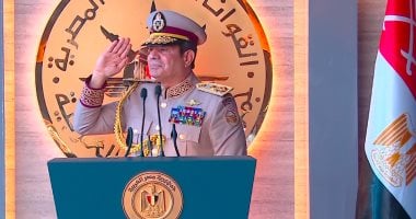الرئيس السيسى يعلن افتتاح القيادة الاستراتيجية للدولة.. ويؤكد: أمن مصر خط أحمر لا مساس به.. الدولة قادرة على تجاوز التحديات مهما كانت.. لا نسمح بتهديد استقرار مصر أو العبث بمقدراتها.. ولن نحيد عن هذا الطريق