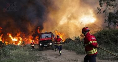 الجزائر تواجه جحيم الحرائق.. إخماد 108حرائق بالغابات خلال 24 ساعة.. درجات حرارة قياسية فى 31 ولاية جزائرية تصل إلى 49 درجة.. تحذيرات شديدة للمواطنين.. و”الحماية المدنية” تعلن حالة الاستنفار القصور فى 44 ولاية