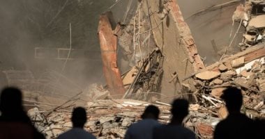 فنزويلا تنزف بلا توقف.. 37 مليار دولار خسائر.. الضحايا فى تزايد مستمر.. المطار الرئيسى فى مهب الريح.. مخيمات نازحين تتحول لمقابر جماعية.. شاكيرا تتبرع بـ500 ألف دولار للأطفال.. وبابا الفاتيكان يصلى من أجل الشعب