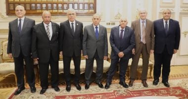 النائب العام يهنئ رئيس محكمة النقض بتوليه رئاسة مجلس القضاء الأعلى