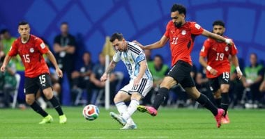 سرقوا حلم الفراعنة.. مؤثر شهير يعلق على أحداث مباراة مصر والأرجنتين