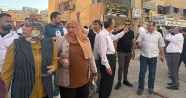 محافظ سوهاج يتابع حريق برج معهد الاتصالات و8 سيارات إطفاء للسيطرة على النيران