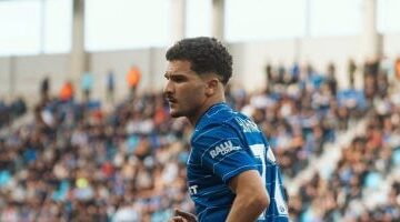 الأهلي يُنهي أزمة الرعاية ويحسم صفقة الجزائري منصف بقرار