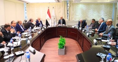 وزير التعليم يبحث التوسع في مدارس التكنولوجيا التطبيقية مع اتحاد الصناعات