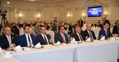 حزب حماة الوطن ينظم حلقة نقاشية عن واقع ومستقبل القطاع الصحي.. صور