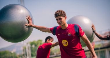 أول ظهور للمصري حمزة عبد الكريم في مران برشلونة