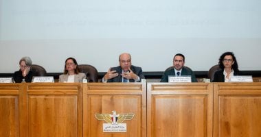 وزارة الطيران تستعرض أنشطتها خلال أسبوع.. مدبولى يتابع مستجدات مبنى الركاب الجديد رقم 4.. ووزير الطيران يطمئن لجاهزية مطار العلمين لاستضافة معرض مصر للطيران والفضاء وآخر مستجدات استخدام وقود الطيران المستدام