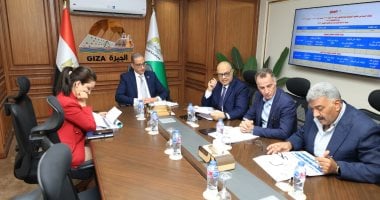محافظ الجيزة يوجه بالتوسع فى نشر الحاويات الأرضية وصناديق القمامة بالدقى