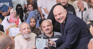 وفاء وتقدير.. تكريم رواد التعليم وأوائل الطلاب بالمنيا.. صور