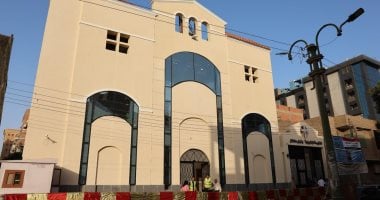 محافظ المنيا يشارك فى افتتاح الكنيسة الإنجيلية بأرض سلطان