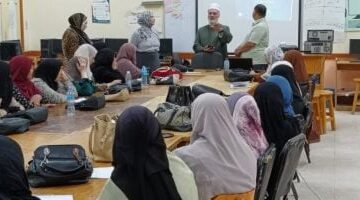 رئيس منطقة سوهاج الأزهرية يتفقد برنامج تدريب معلمات رياض الأطفال