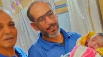 مسعف بالإسماعيلة يُجري ولادة ناجحة لسيدة داخل سيارة الإسعاف.. صور