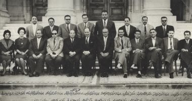 جامعة القاهرة تنشر صورة تذكارية تحكي تاريخ مجلس كلية الحقوق.. تفاصيل