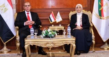 رئيس محكمة النقض يهنئ رئيسة النيابة الإدارية بتوليها مهام منصبها