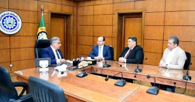 محافظ الدقهلية يستقبل المدير الجديد لمستشفى المنصورة التخصصي