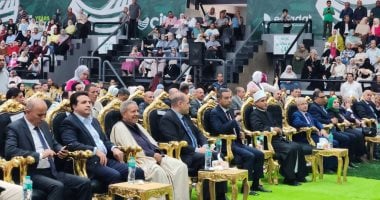 محافظ المنوفية يكرم أوائل الشهادة الإعدادية على مستوى المحافظة