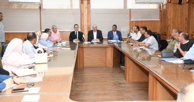 جامعة قناة السويس تستعد للعام الجديد بخطة لترشيد الطاقة وتجهيز الكليات