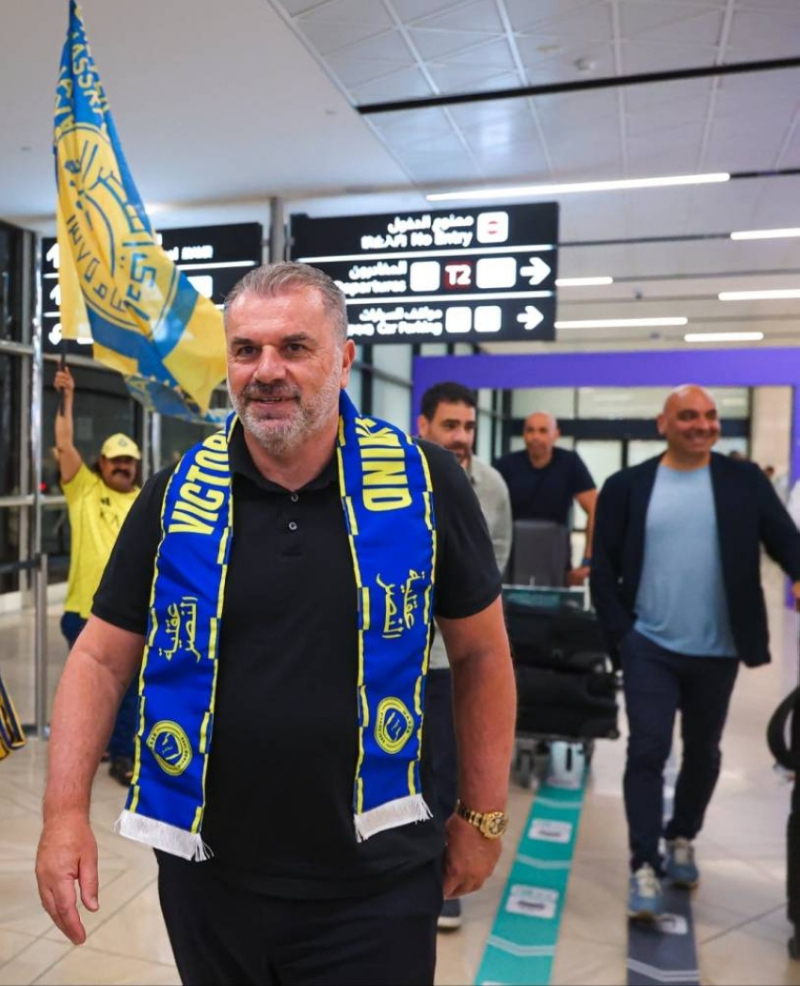 مدرب النصر “آنج بوستيكو جلو” يصل الرياض ويبدأ المهمة