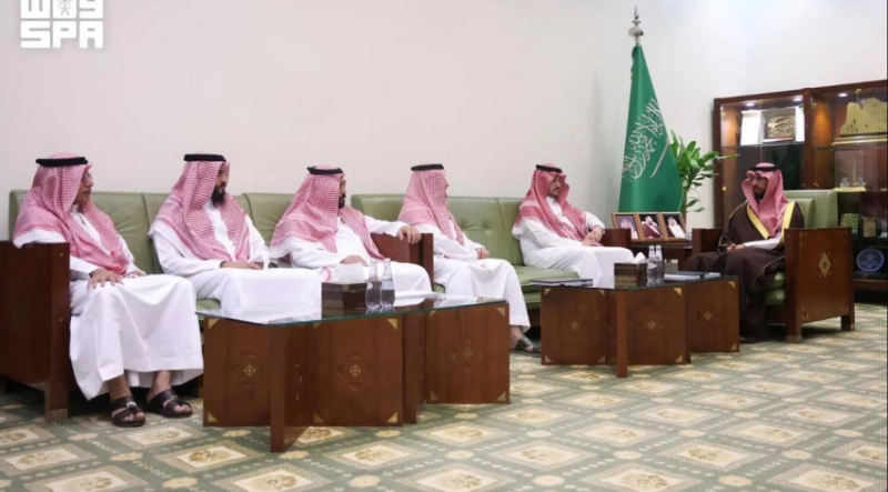 مُحافظ الخرج يطلع على تقريرأعمال وجهود غرفة الخرج خلال الفترة الماضية