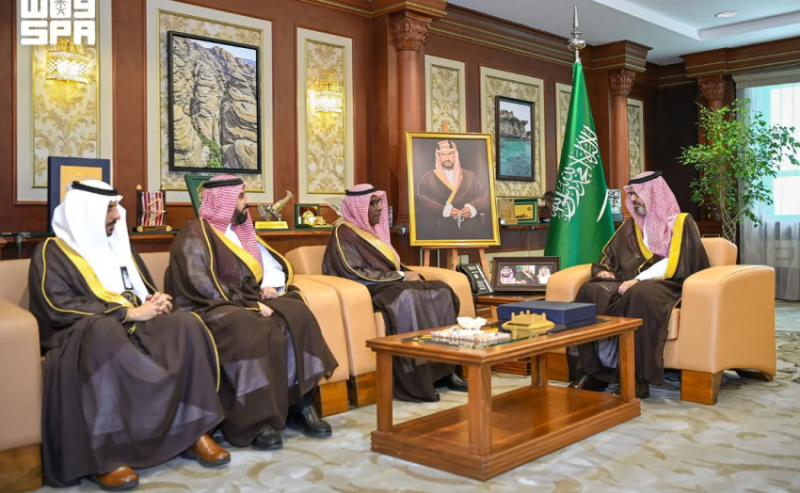 نائب أمير منطقة جازان يطلع على التقرير السنوي لجامعة المنطقة لعام 2025