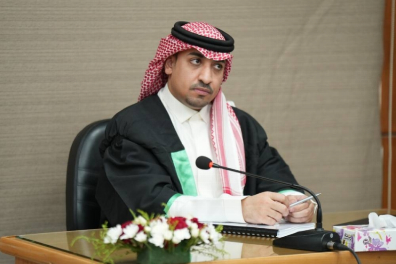 عبدالله بن أحمد الدقاش ينال الدكتوراه في الإعلام بمرتبة الشرف الأولى