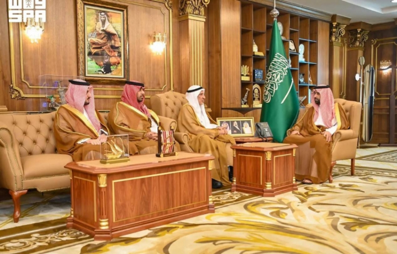 أمير منطقة جازان يطلع على أبرز المبادرات والبرامج التي تنفذها وزارة الاستثمار بالمنطقة