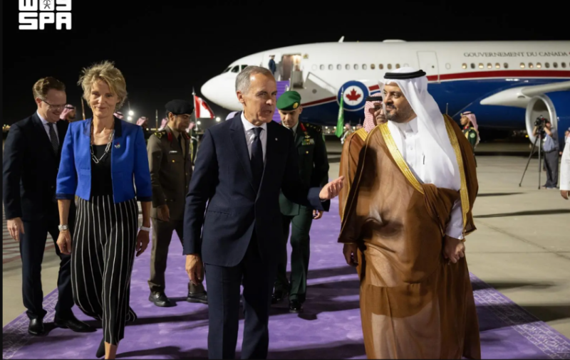رئيس وزراء كندا يصل إلى جدة