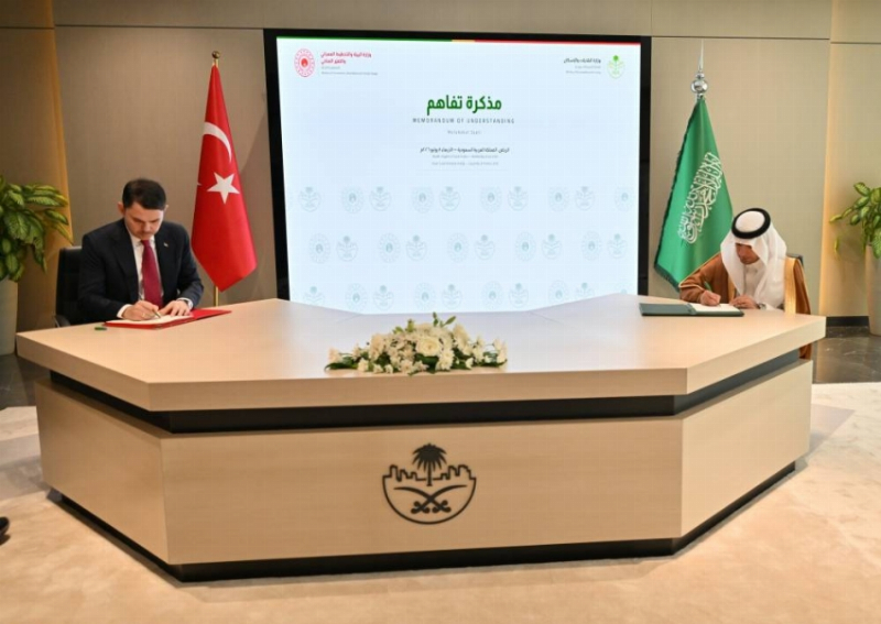 الحقيل: شركات المقاولات التركية تنفذ مشاريع بـ 32 مليار دولار بالمملكة
