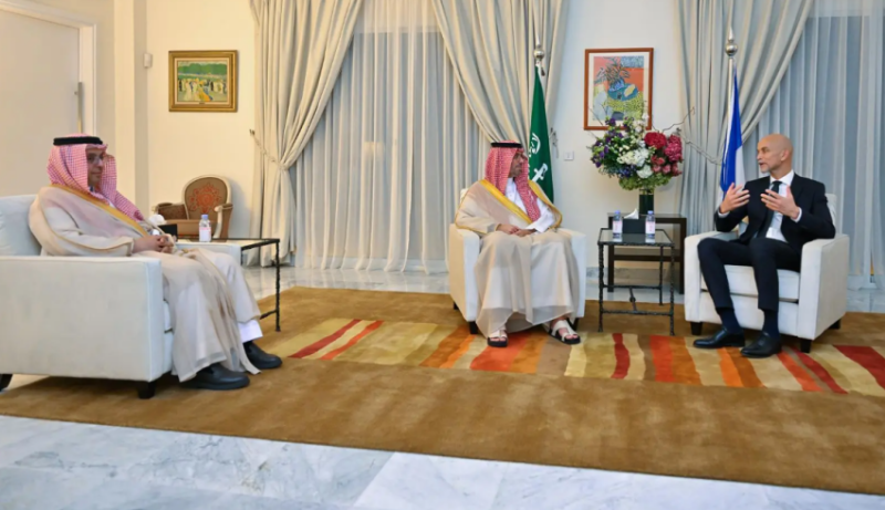 محافظ جدة يحضر حفل القنصلية العامة لفرنسا بجدة