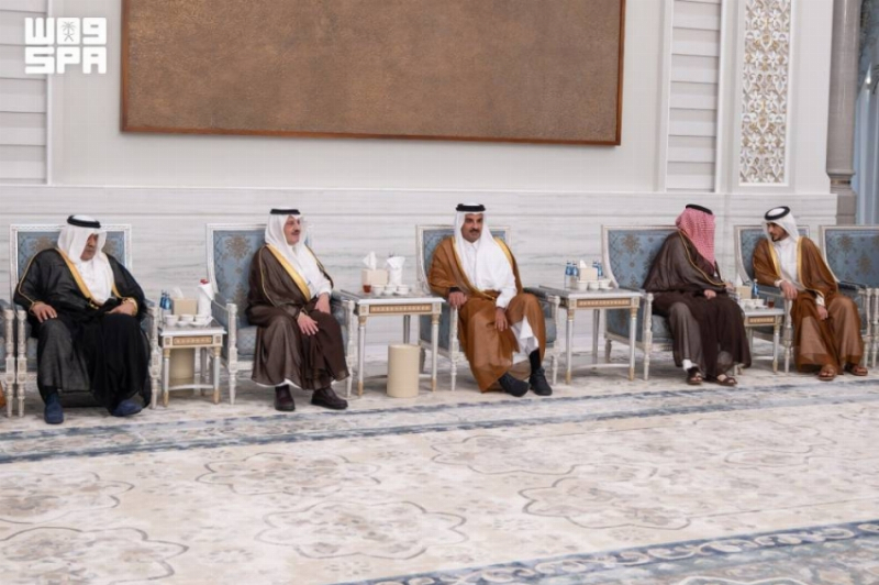 أمير المنطقة الشرقية ينقل تعازي القيادة لأمير دولة قطر في وفاة الشيخ حمد بن خليفة آل ثاني