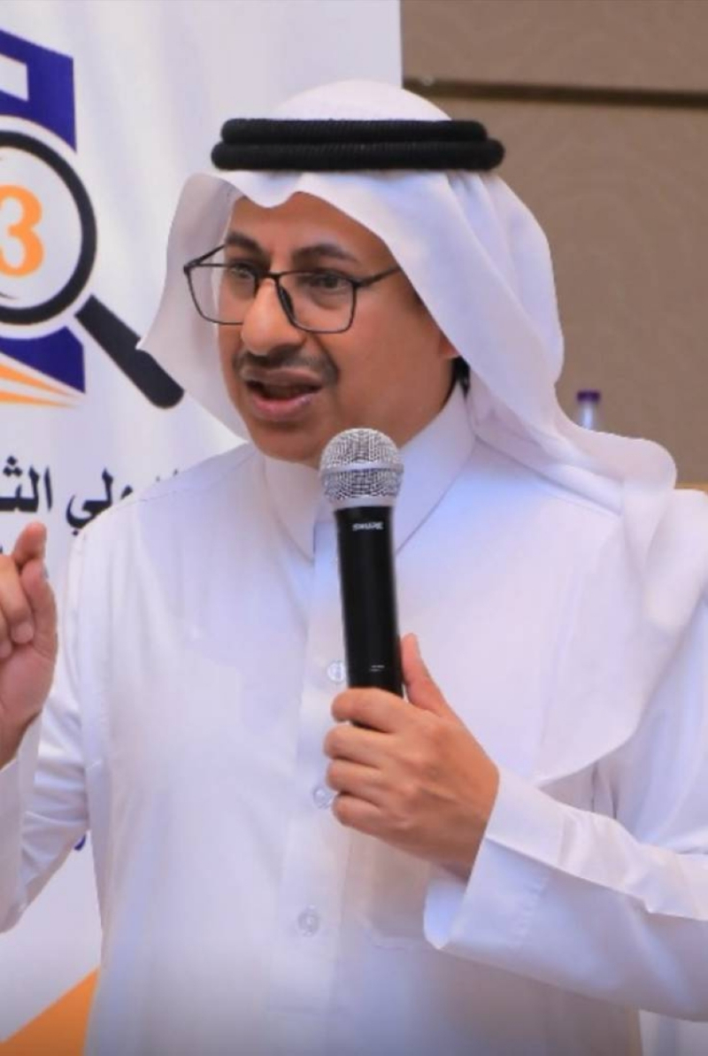 الزهراني يوثق سيرة عبدالرحمن بن عبيدي في كتاب