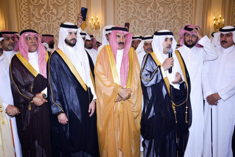الزهراني يحتفي بزواجه في جدة