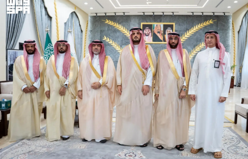 محافظ الطائف يطلع على الدور الرقابي لهيئة الغذاء والدواء بالمنطقة