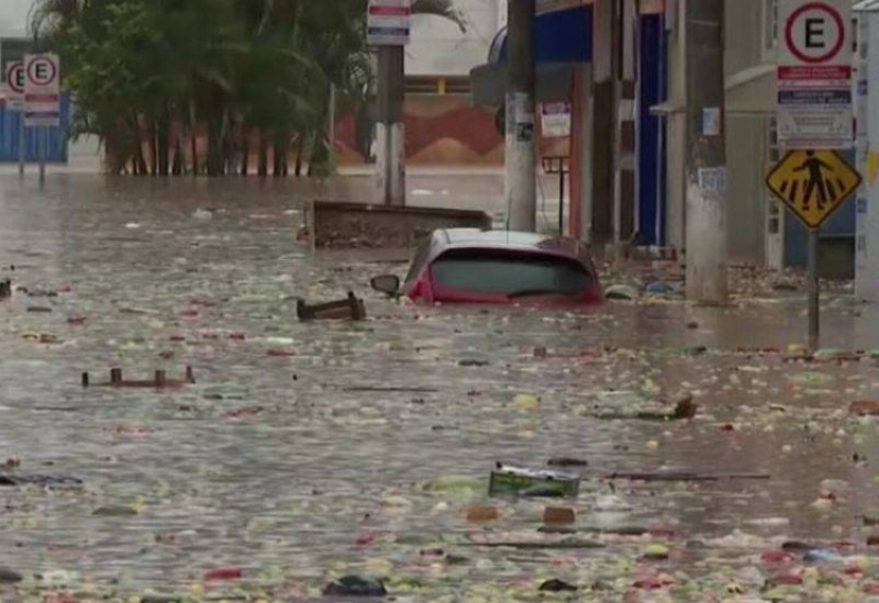 مصرع عشرة أشخاص جراء عاصفة عنيفة في تشيلي