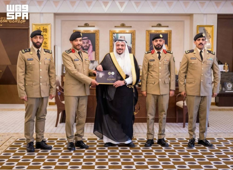 أمير القصيم يتسلّم التقرير الإحصائي السنوي لقوة أمن المنشآت بالمنطقة