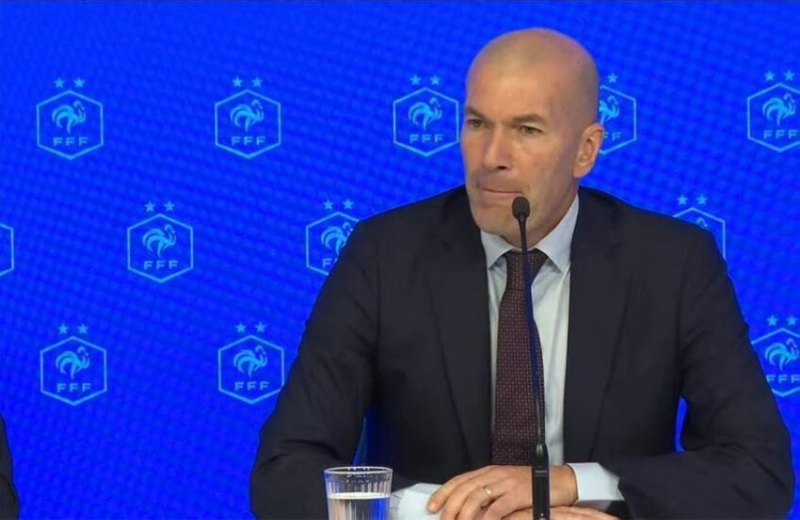 رسميا.. زين الدين زيدان مديرًا فنيًا لمنتخب فرنسا