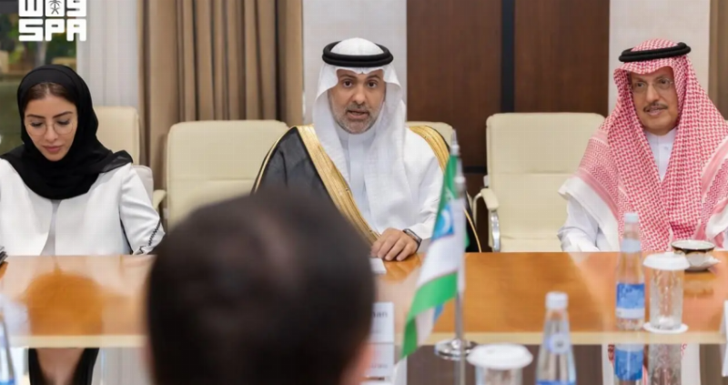وزير الصحة يبحث مع نائب رئيس الوزراء الأوزبكي تعزيز الشراكات الصحية النوعية