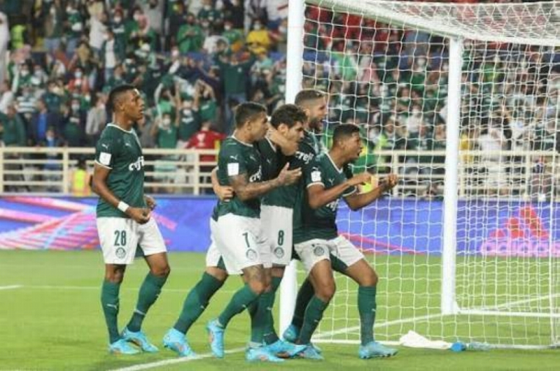 الدوري البرازيلي: بالميراس يفوز على فيتوريا برباعية
