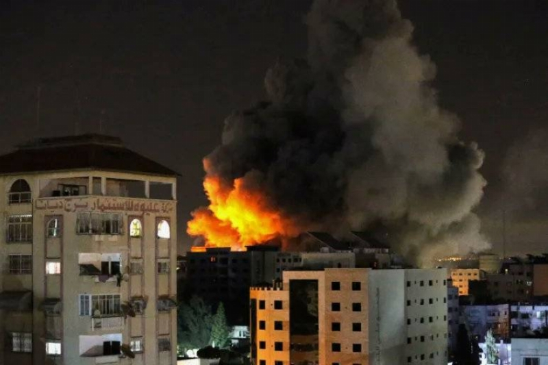 استشهاد (3) فلسطينيين في قصف الاحتلال على القطاع