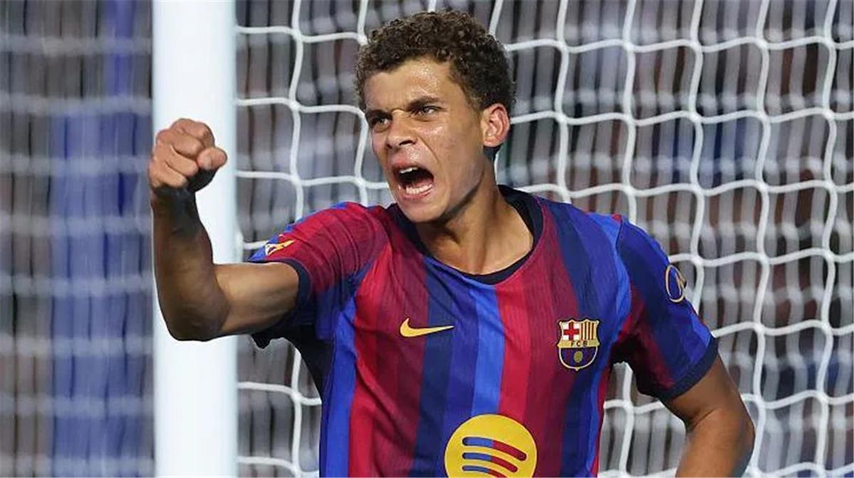 هل يصبح المصري الـ13؟.. حمزة عبد الكريم يطارد إحصائيات مميزة لـ ميدو ورمزي وصلاح في دوري أبطال أوروبا