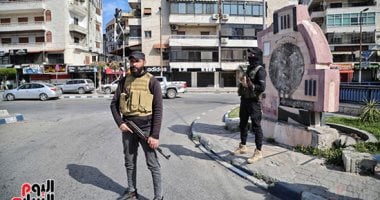 مقتل شخصين وإصابة آخر في انفجار قنبلة أمام مبنى القصر العدلي بسوريا