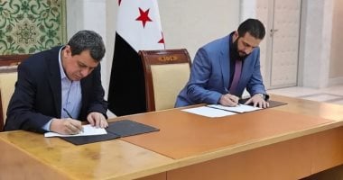 قائد “قسد”: نعلن انتهاء مهمة قوات سوريا الديمقراطية وحلها كقوة عسكرية مستقلة
