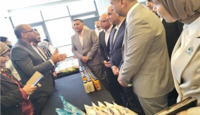 وزراء الاستثمار والتنمية والعمل يفتتحون مركز خدمة المستثمرين ببنها ويتفقدون المشروعات