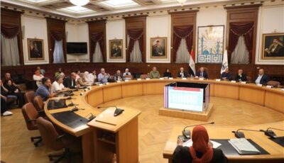محافظ القاهرة يعقد اجتماعا لمتابعة الموقف التنفيذي لملف التصالح في مخالفات البناء