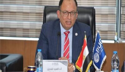السفير علاء يوسف ورئيس جامعة العاصمة يفتتحان ندوة الشباب وبناء الوعي