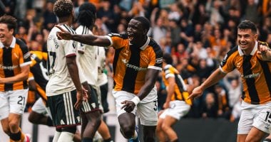 هال سيتي يُسقط مان يونايتد بثنائية فى أولى جولات الدوري الإنجليزي.. فيديو