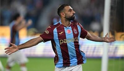 ثنائية صلاح تمنح طرابزون أول فوز في الدوري التركي على باشاك شهير 