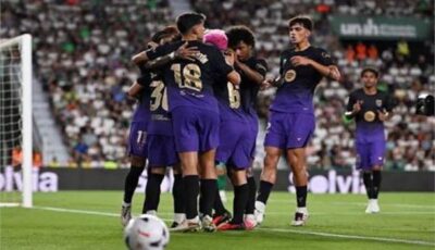 برشلونة يكتسح إلتشي في الدوري الإسباني