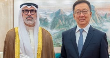نائب الرئيس الصيني ووزير خارجية الكويت يبحثان العلاقات الثنائية وآخر التطورات الإقليمية والدولية