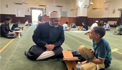 مصحف في اليد.. وحكاية في القلب.. «اليوم العالمي للسرد القرآني»